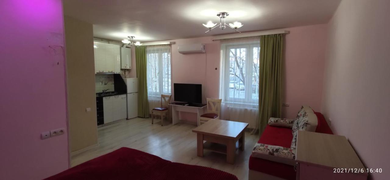 יירבאן Kilikia Guest House מראה חיצוני תמונה